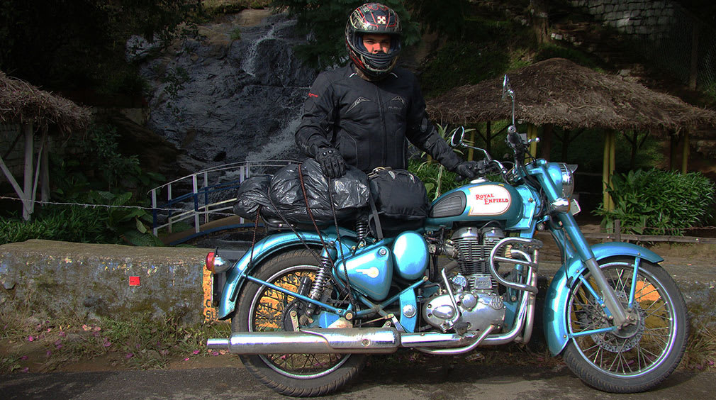 Salmaniac_Classic_500_Royal_Enfield_Pose_Valparai_Waterfalls_Estate
